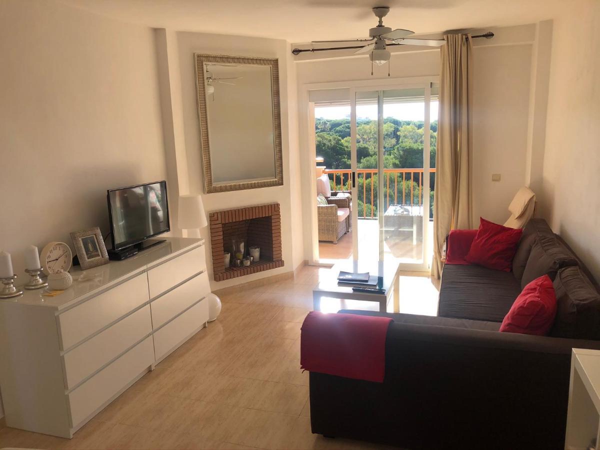 Beautiful Holiday Apartment 2 Bedroom Beach And Pool Malaga Marbella Calahonda Royale Mijas Costa Spain Екстериор снимка